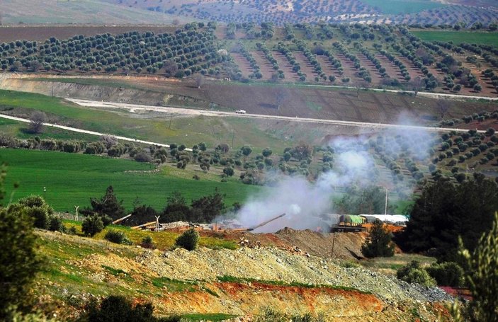 Afrin ve çevresindeki YPG hedefleri top atışına tutuldu