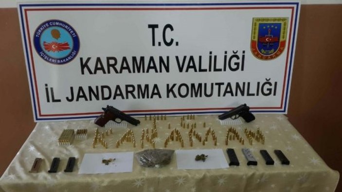 Karaman'da 2 kişinin üzerinden silah ve uyuşturucu çıktı