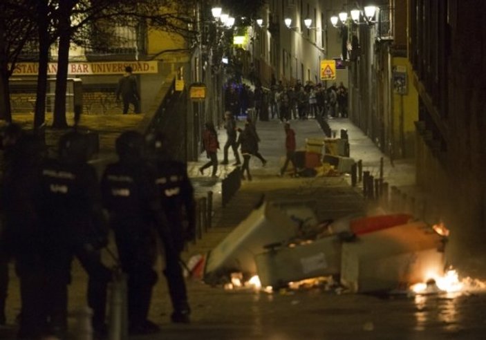 Madrid sokakları karıştı
