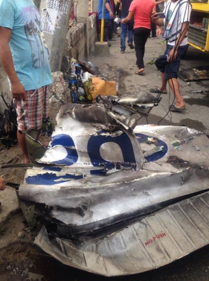 Filipinler'de küçük uçak düştü: 7 ölü