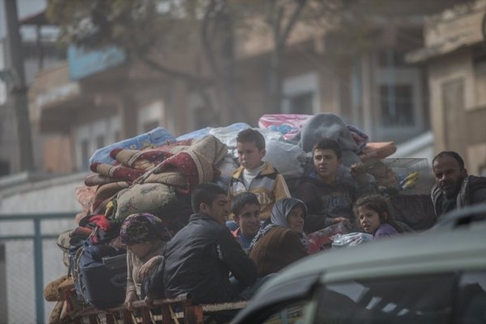 Siviller Afrin'e dönüyor