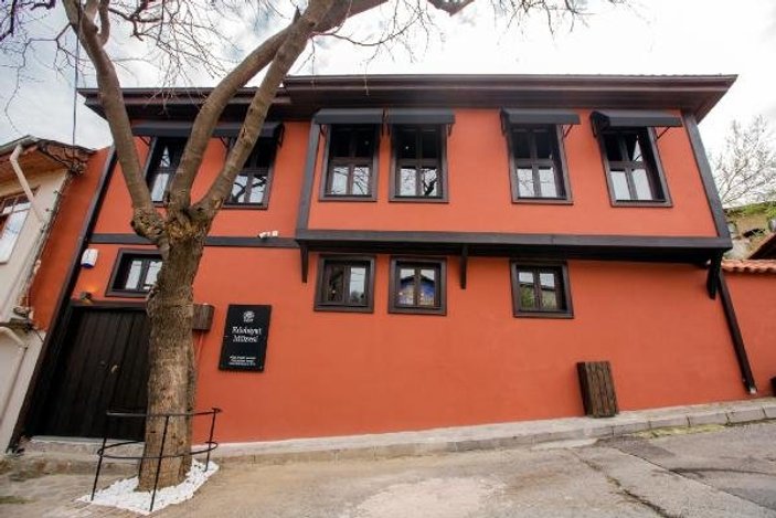 Bursa'da edebiyat müzesi açıldı