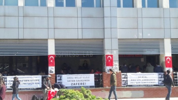 Boğaziçi Üniversitesi öğrencilerinden Mehmetçik'e selam