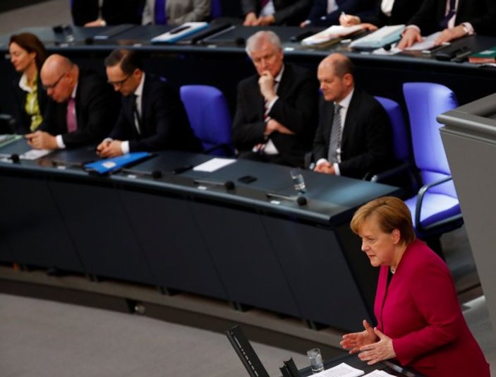 Merkel: Afrin'de olan bitenler kabul edilemez