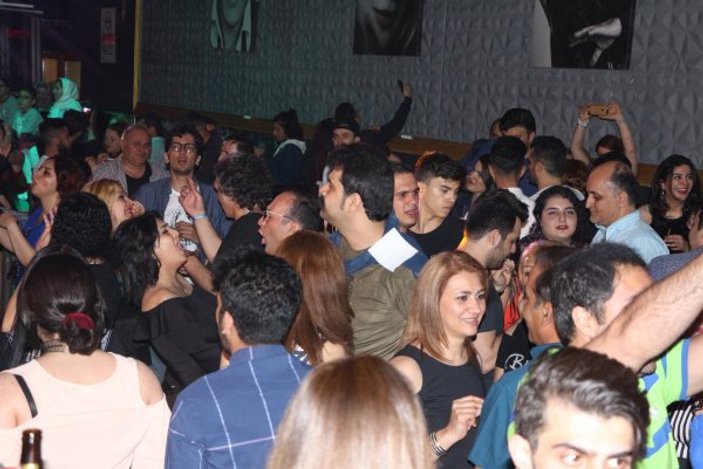 İranlı turistler Nevruz’u barda kutladı