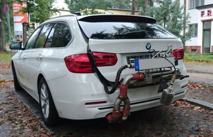 BMW ofislerine polis baskını