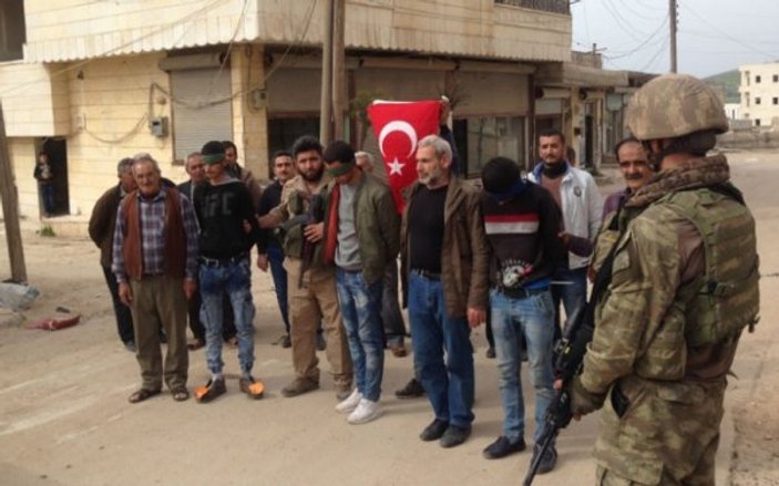 Afrin halkı TSK'ya 18 teröristi daha teslim etti
