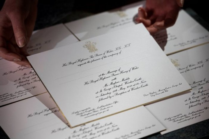 Prens Harry ve nişanlısının düğün davetiyeleri hazır