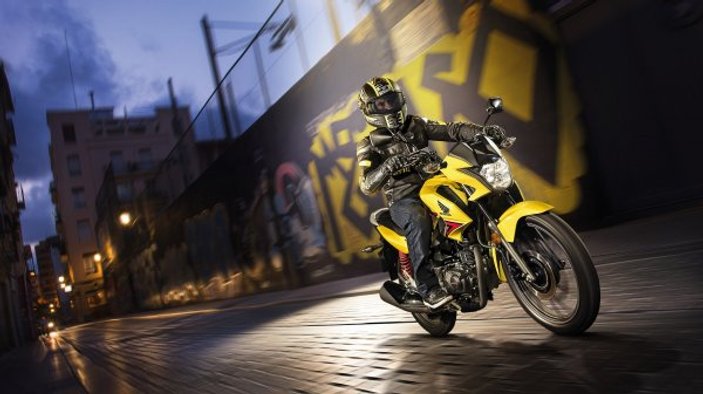 Honda'dan yeni tasarımıyla 'Şehirli Motosiklet'