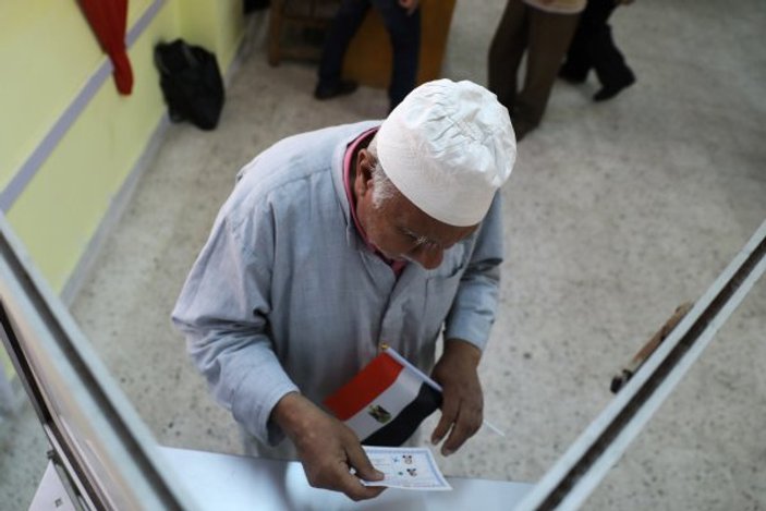 Mısır'da bir komik seçim hikayesi