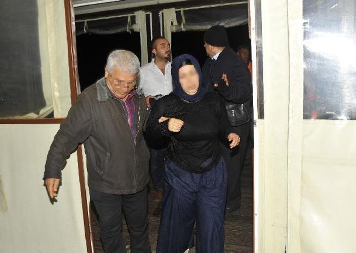 Adana'da intihara kalkışan kadını gondolcu kurtardı
