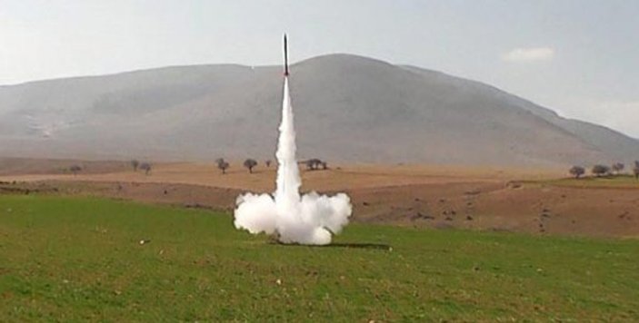 Selçuk Üniversitesi mühendislik öğrencileri roket yaptı