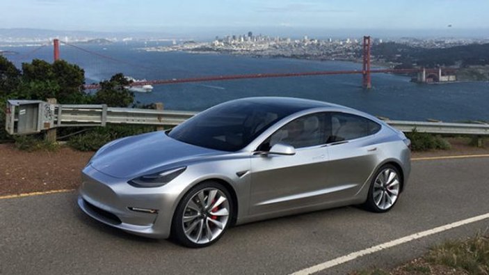 Çöküşe geçen Tesla'da Elon Musk direksiyonu devraldı
