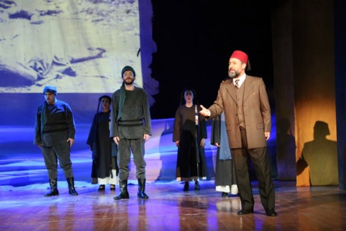 Mehmet Akif oyunu Hatay'da sahnelendi