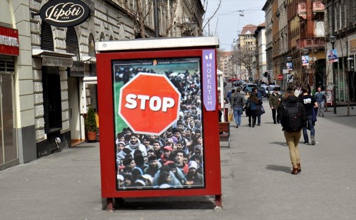 Macaristan'da sığınmacı ve İslam karşıtı seçim kampanyası