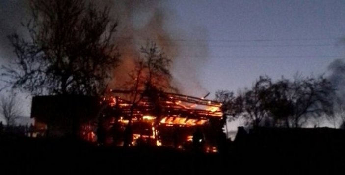 Tokat'ta yangın çıktı 1 kişi hayatını kaybetti