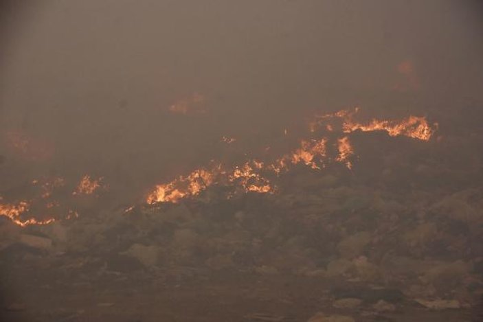 Bodrum'da çöplük yangını