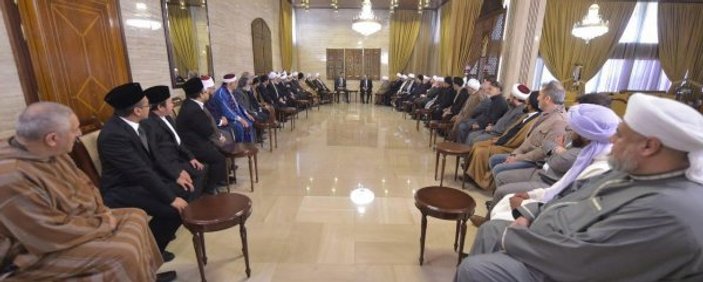 Kaçtı sanılan Esad Şam'da konferansa katıldı