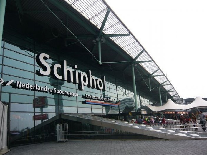 Hollanda Schiphol Havalimanı'nı büyütme işini Rönesans aldı