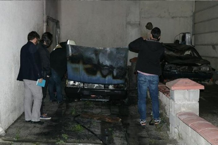 Maltepe'de bir yıldır park halindeki araçta yangın