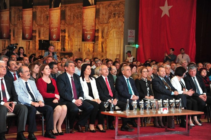 Kemal Kılıçdaroğlu okumasını cumhuriyete bağladı