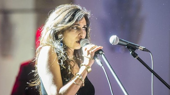 Yasmine Hamdan İstanbul'da konser verecek