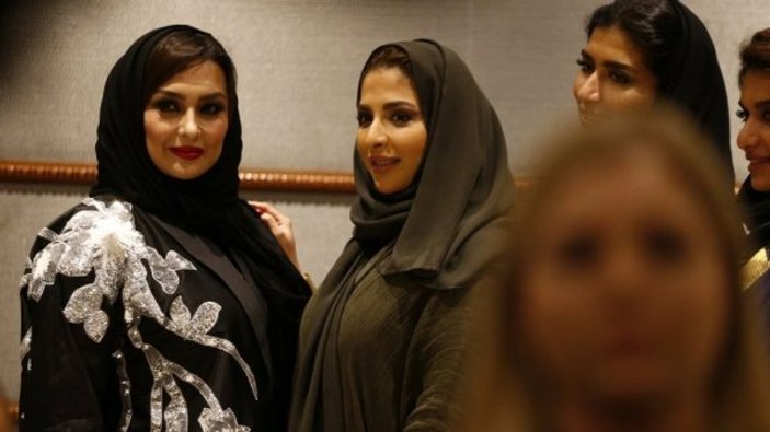 Suudi Arabistan'da moda haftası