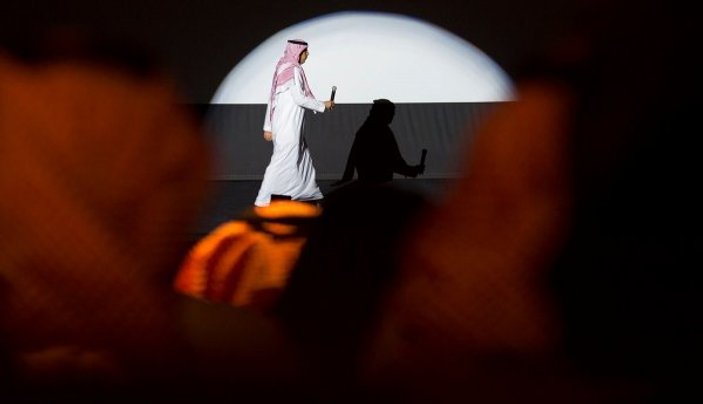 Suudi Arabistan'a ilk sinema salonu açıldı