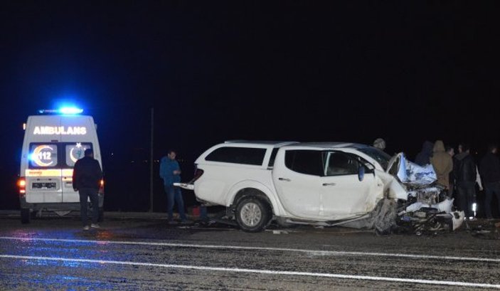Ağrı'da trafik kazası; 4 ölü 3 yaralı
