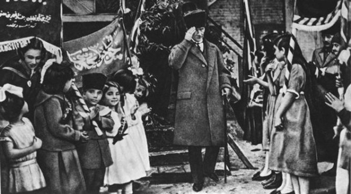 Atatürk'ün çocuklar için söylediği sözler