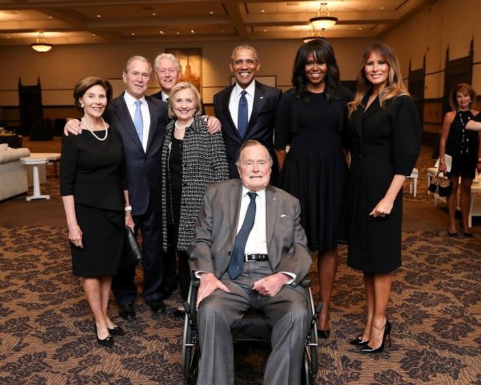 First Lady Bush'un cenazesinde 4 eski ABD Başkanı