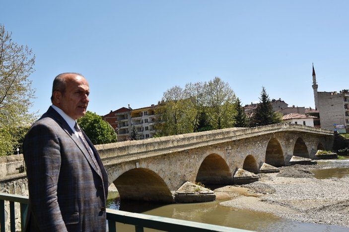 Tarihi Taş Köprü’nün restorasyonu başladı