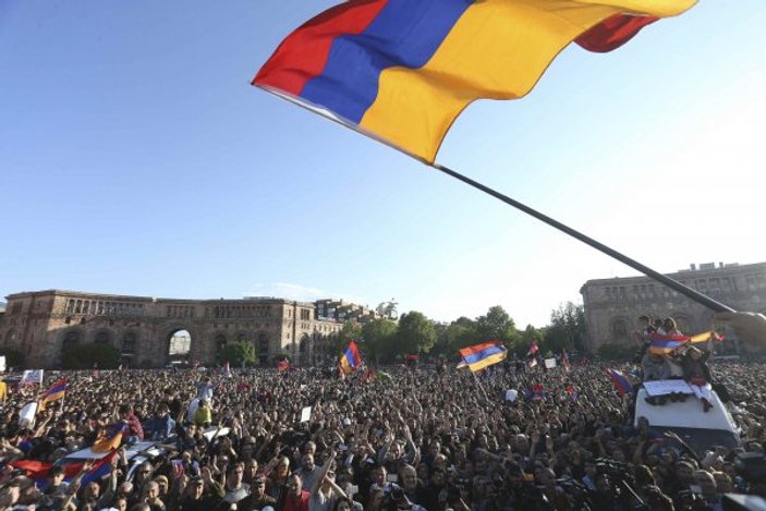 Rusya Ermenistan'da da kaybetti