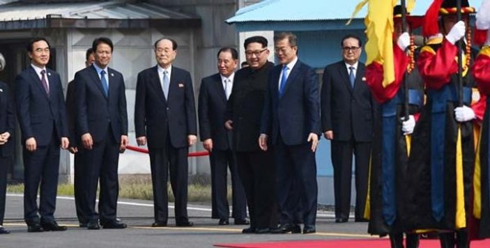 ABD, Kim Jong ve Moon Jae görüşmesinden memnun