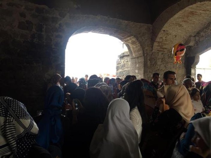 Sur'da restorasyonu biten tarihi mekana ziyaretçi akını