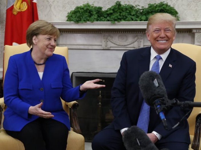 Merkel ile Trump bir araya geldi