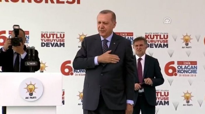 İzmir'de Cumhurbaşkanı Erdoğan'a sevgi seli