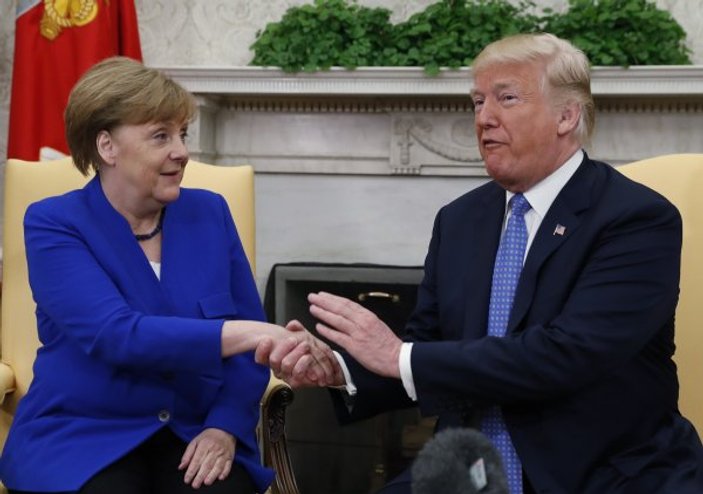 Merkel ile Trump bir araya geldi