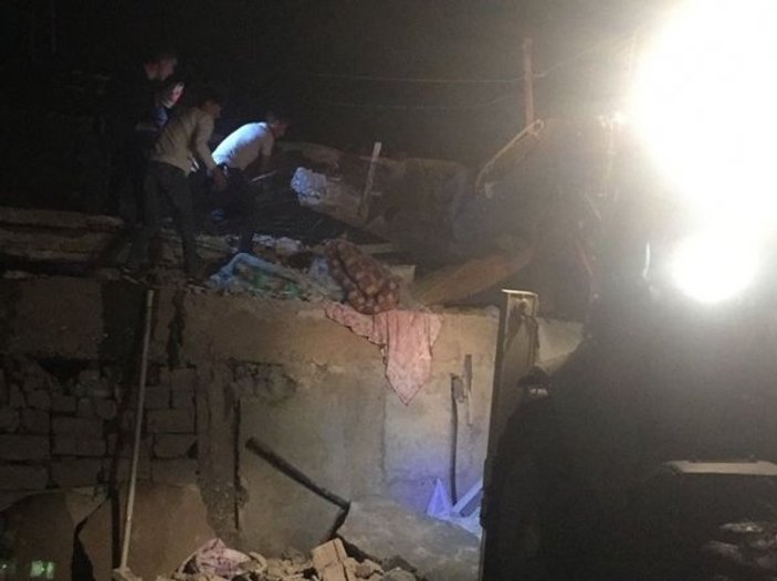 Şırnak'ta 2 katlı ev çöktü: 2 ölü 8 yaralı
