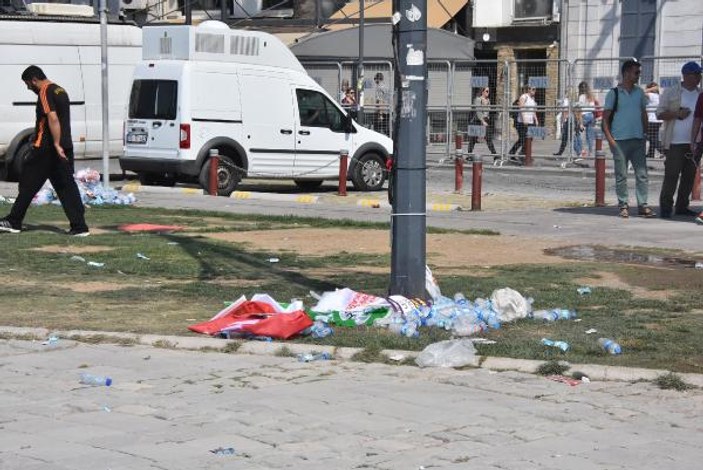 İzmir'de 1 Mayıs kutlamaları sona erdi
