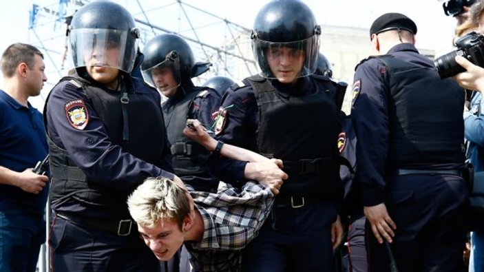 Rusya'da hükümet karşıtı gösteriler düzenlendi