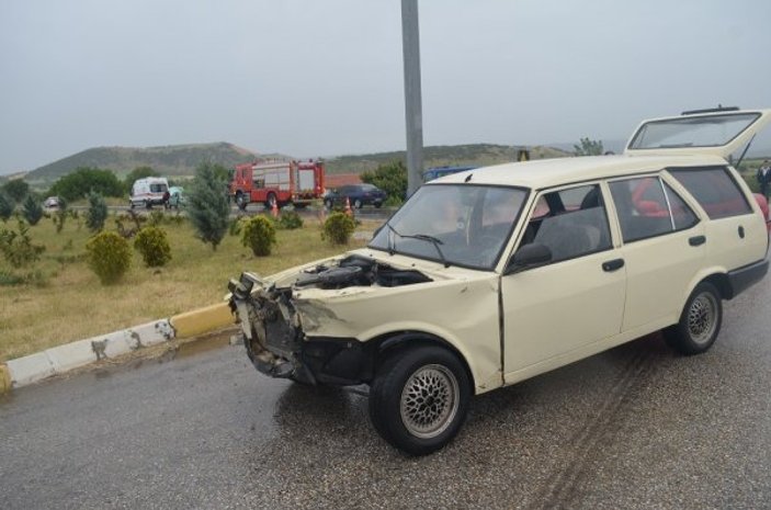 Manisa’da trafik kazası: 4 yaralı