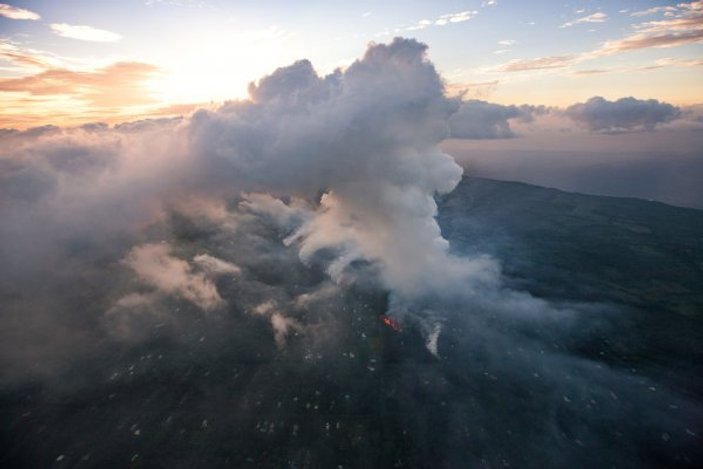 Hawaii’deki Kilauea Yanardağı 31 evi yok etti