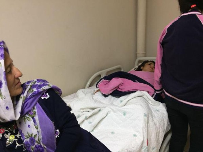 Beytüşşebap'ta kaza: 14'ü öğrenci, 17 yaralı