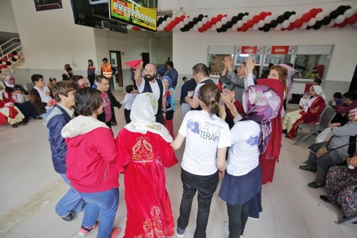 TJK, At'la Terapi Merkezi'nin 7'ncisini Elazığ'da açtı