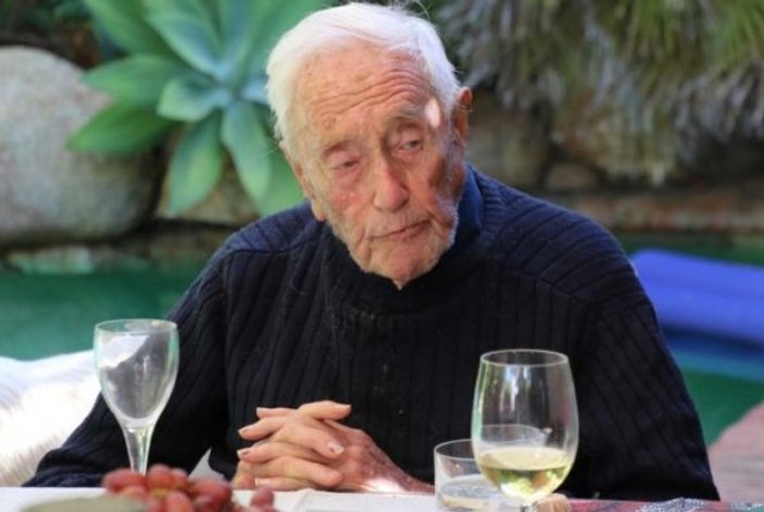 104 yaşındaki Avustralyalı ötanazi yaptırdı