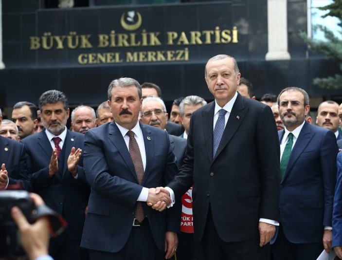 Cumhurbaşkanı Erdoğan Mustafa Destici ile görüştü