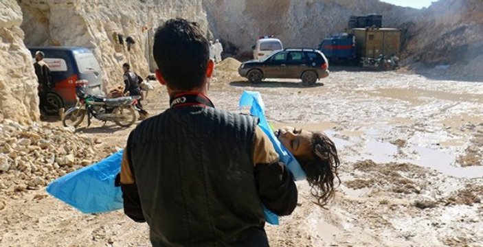 İdlib'te sivillere hava saldırısı: 5 çocuk 2 kadın öldü