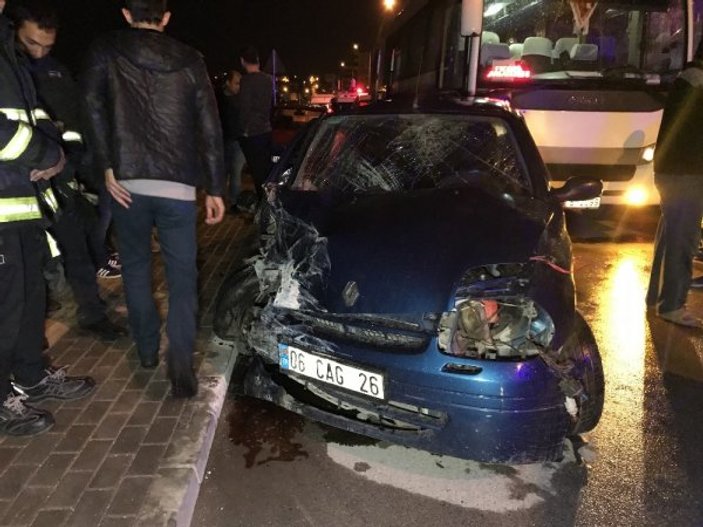 Bursa'da servis minibüsü kaza yaptı: 1'i ağır 5 yaralı