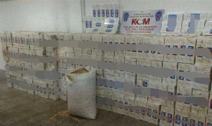 Fıstık çuvallarının içinde 35 bin paket sigara yakalandı